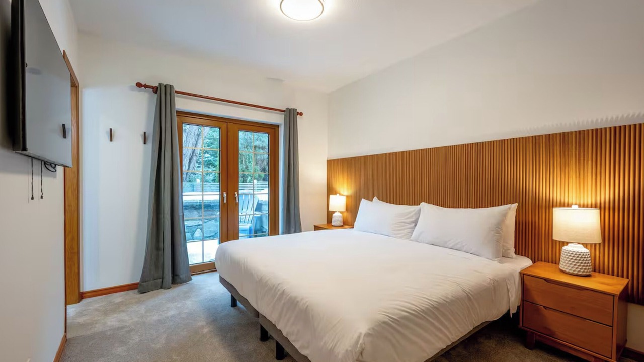 Photo of Bedroom in Blueberry Hill