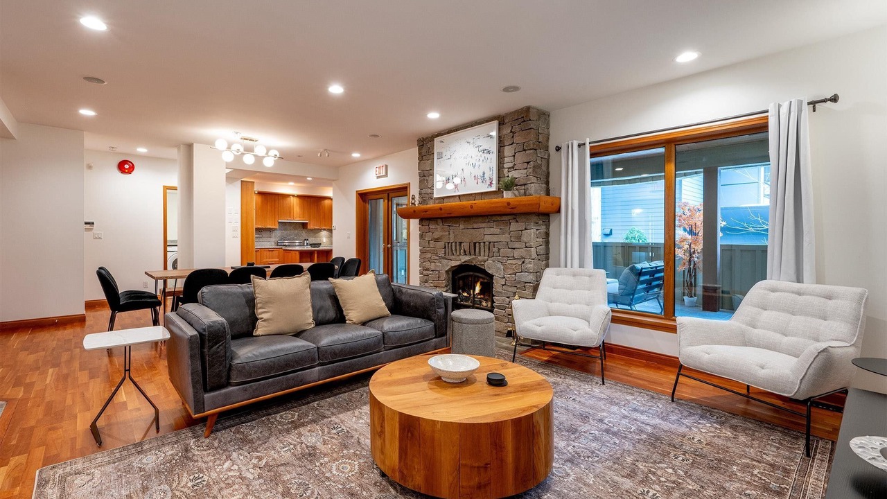 Photo of Livingroom in Blueberry Hill