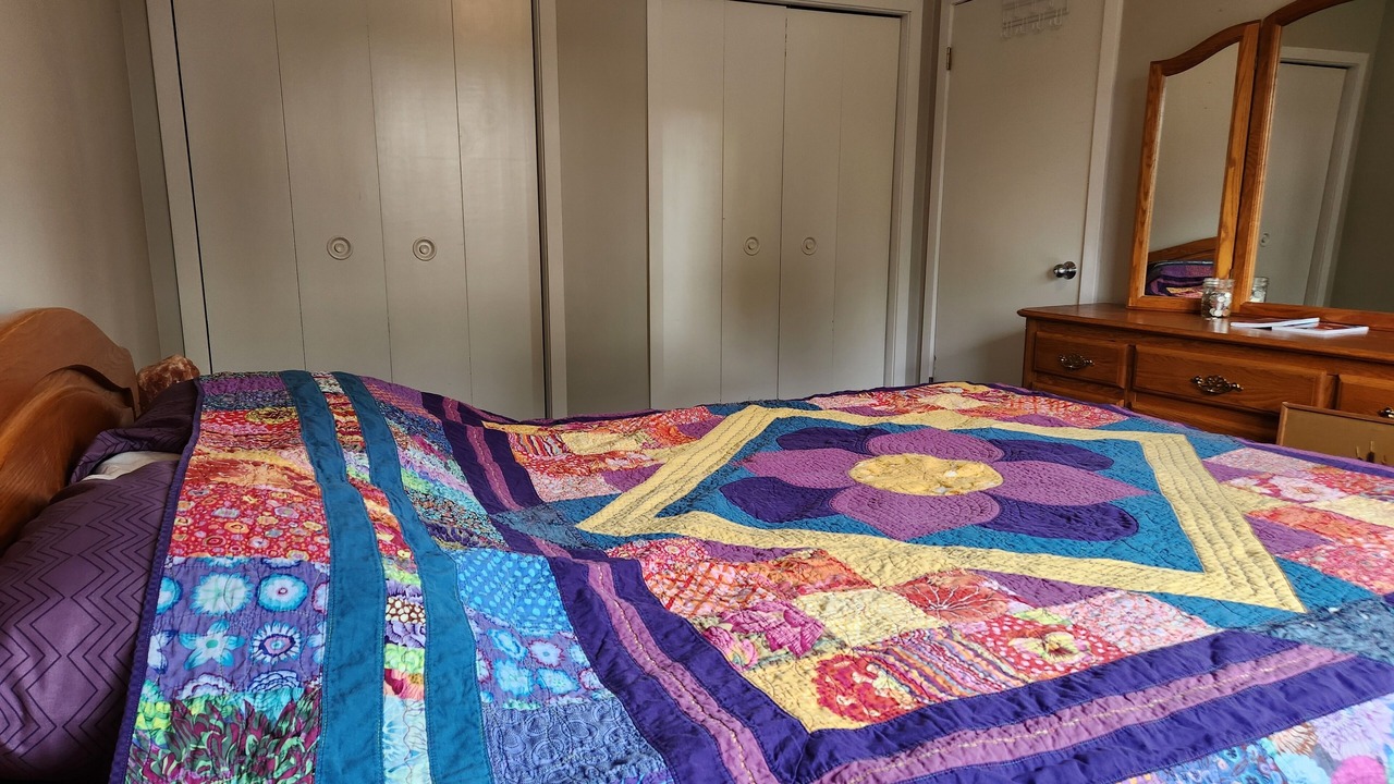 Photo of Bedroom in Gimli