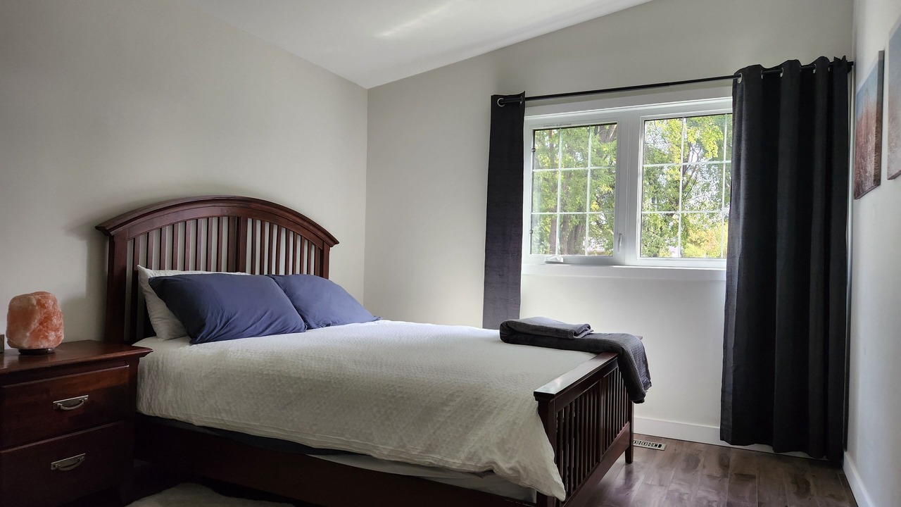 Photo of Bedroom in Gimli