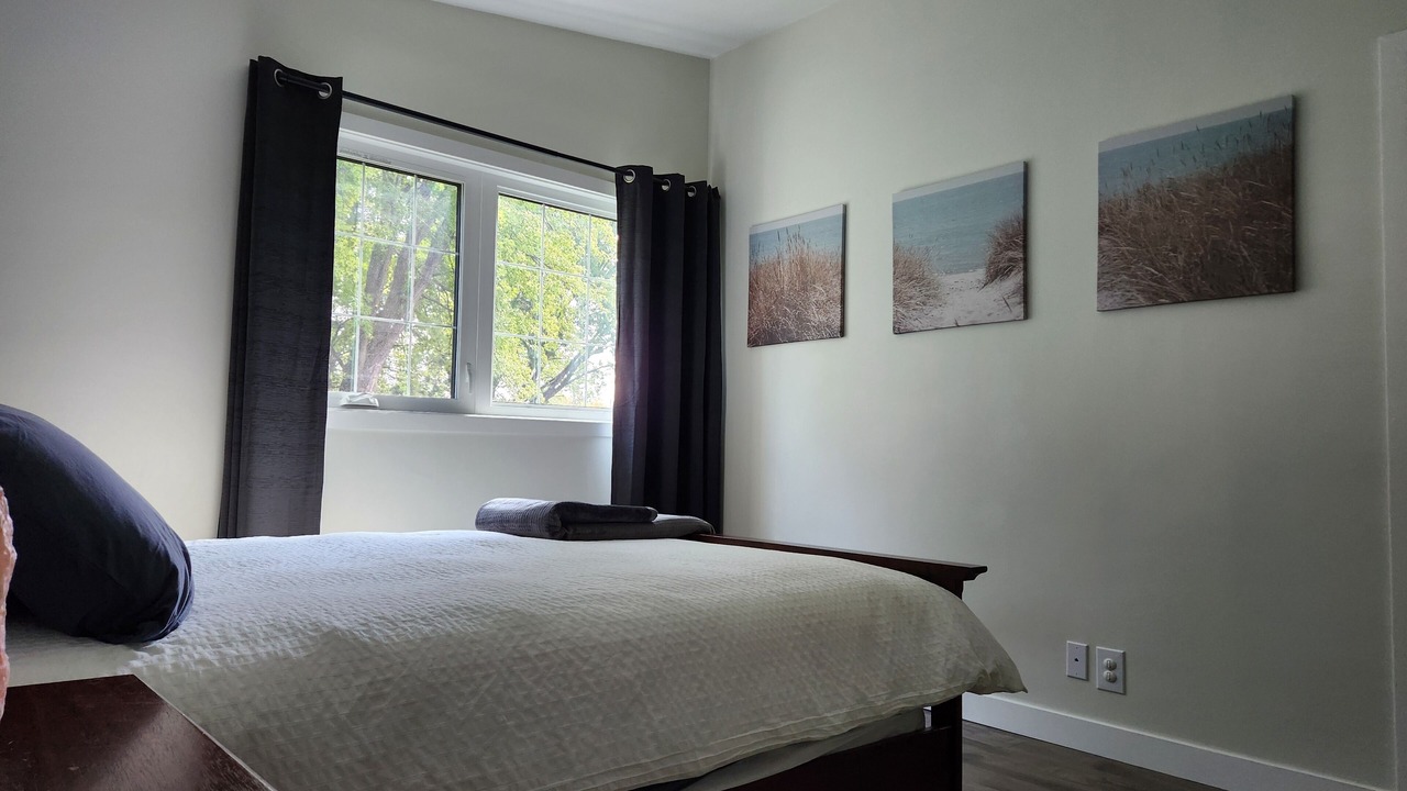 Photo of Bedroom in Gimli