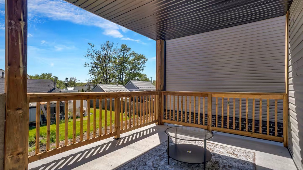 Photo of Patio Balcony in Welland