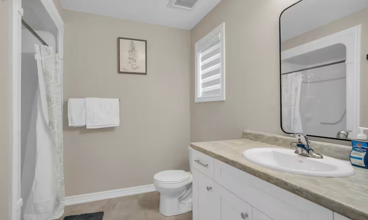 Photo of Bathroom in Welland