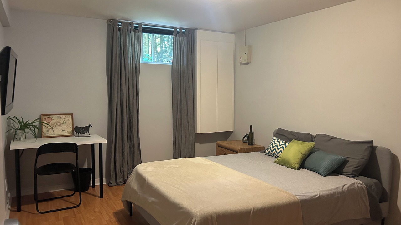 Photo of Bedroom in Les Collines-de-l'Outaouais Regional County Municipality
