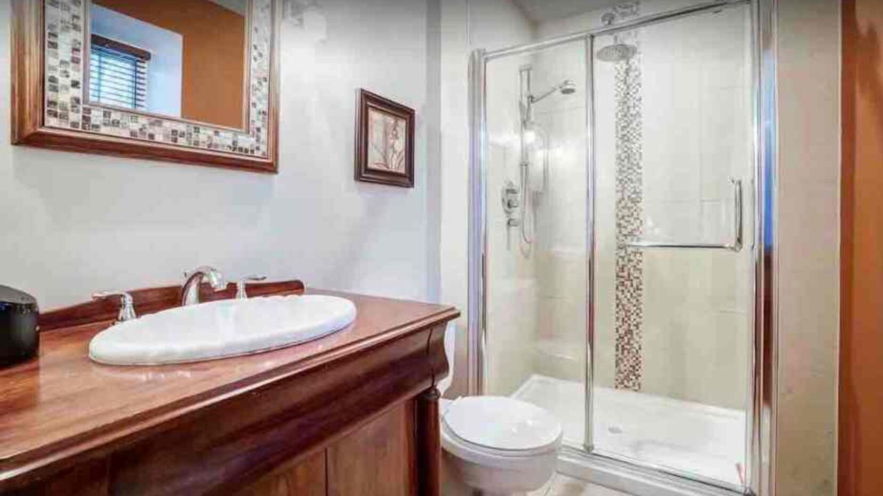 Photo of Bathroom in Les Collines-de-l'Outaouais Regional County Municipality