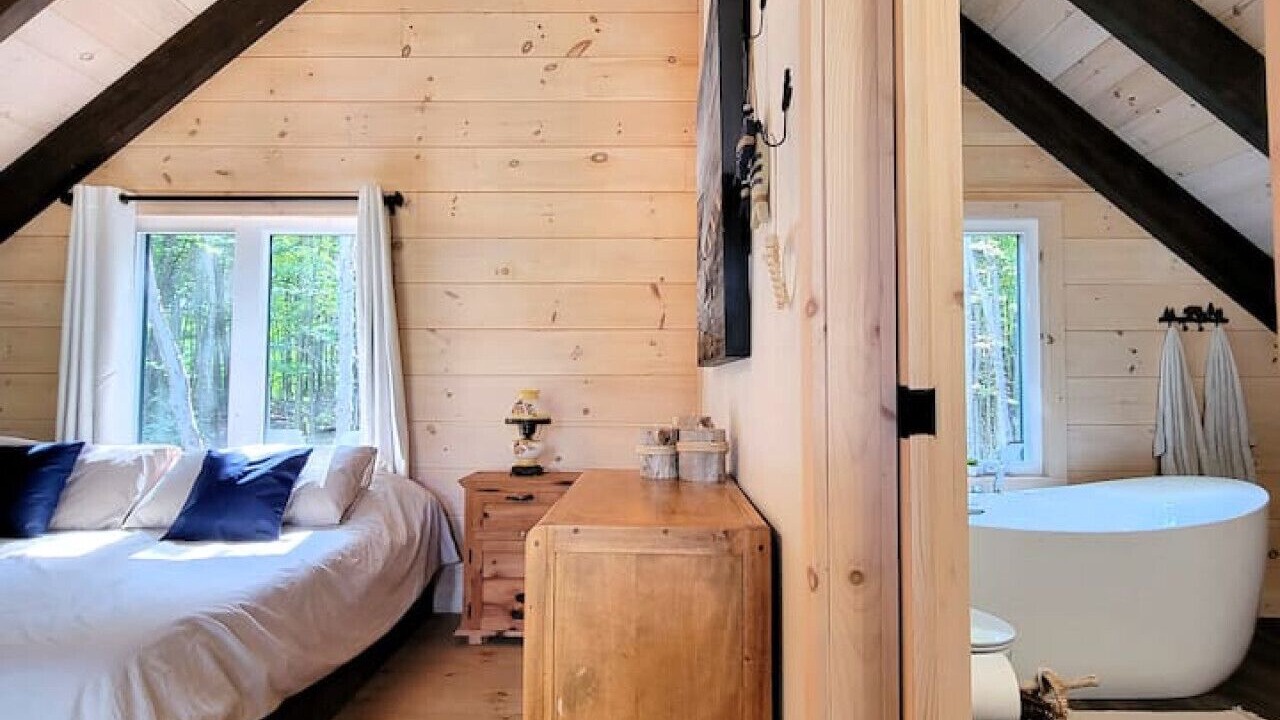 Photo of Bedroom in St-Adolphe-d'Howard