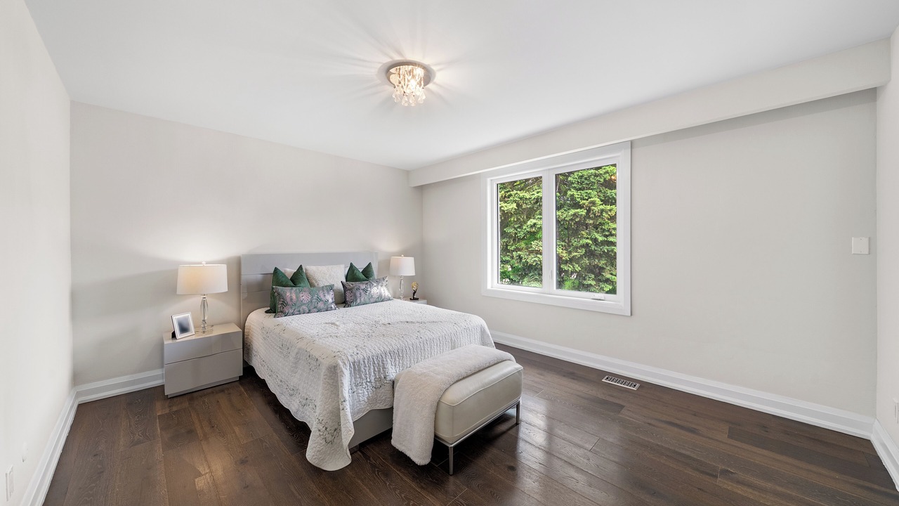 Photo of Bedroom in Newtonbrook