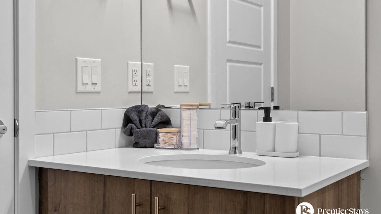 Photo of Bathroom in Inglewood