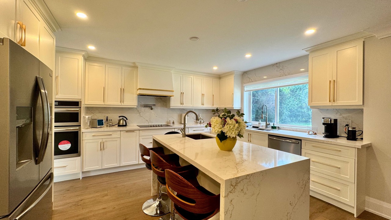 Photo of Kitchen in Clarkson-Lorne Park
