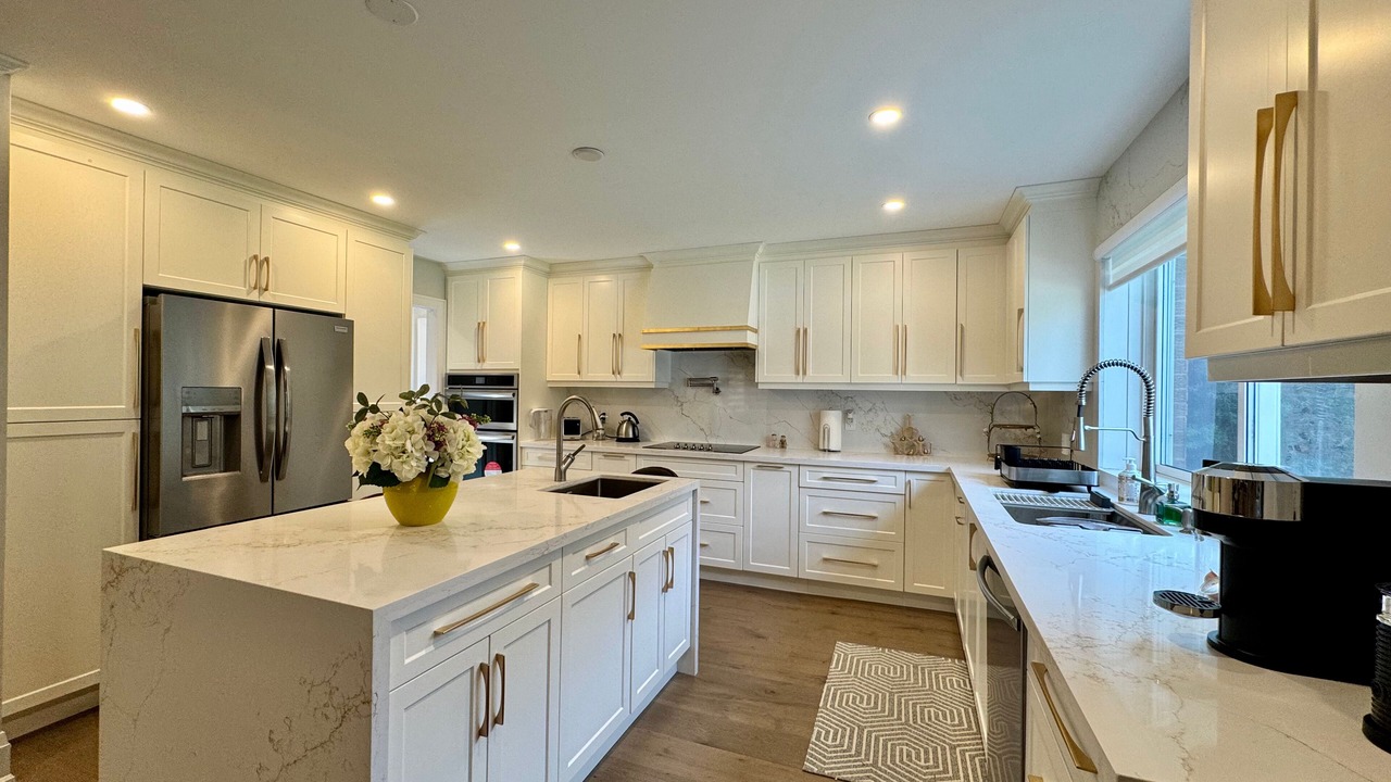 Photo of Kitchen in Clarkson-Lorne Park