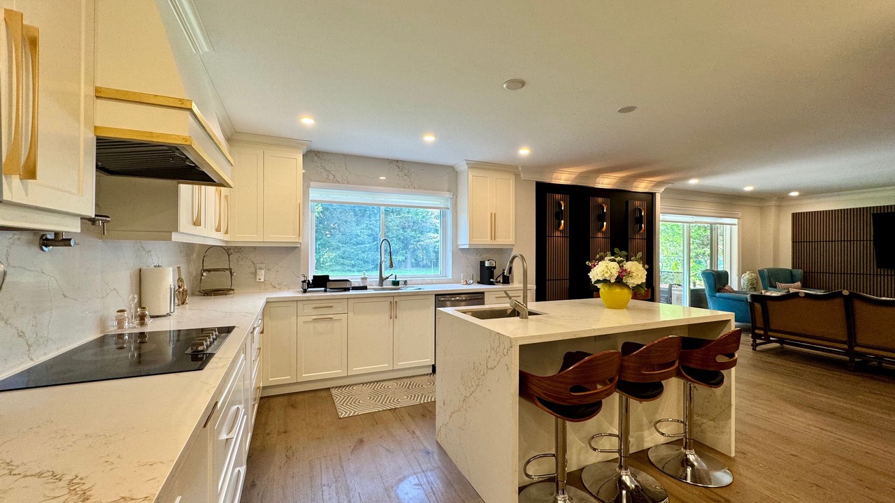 Photo of Kitchen in Clarkson-Lorne Park