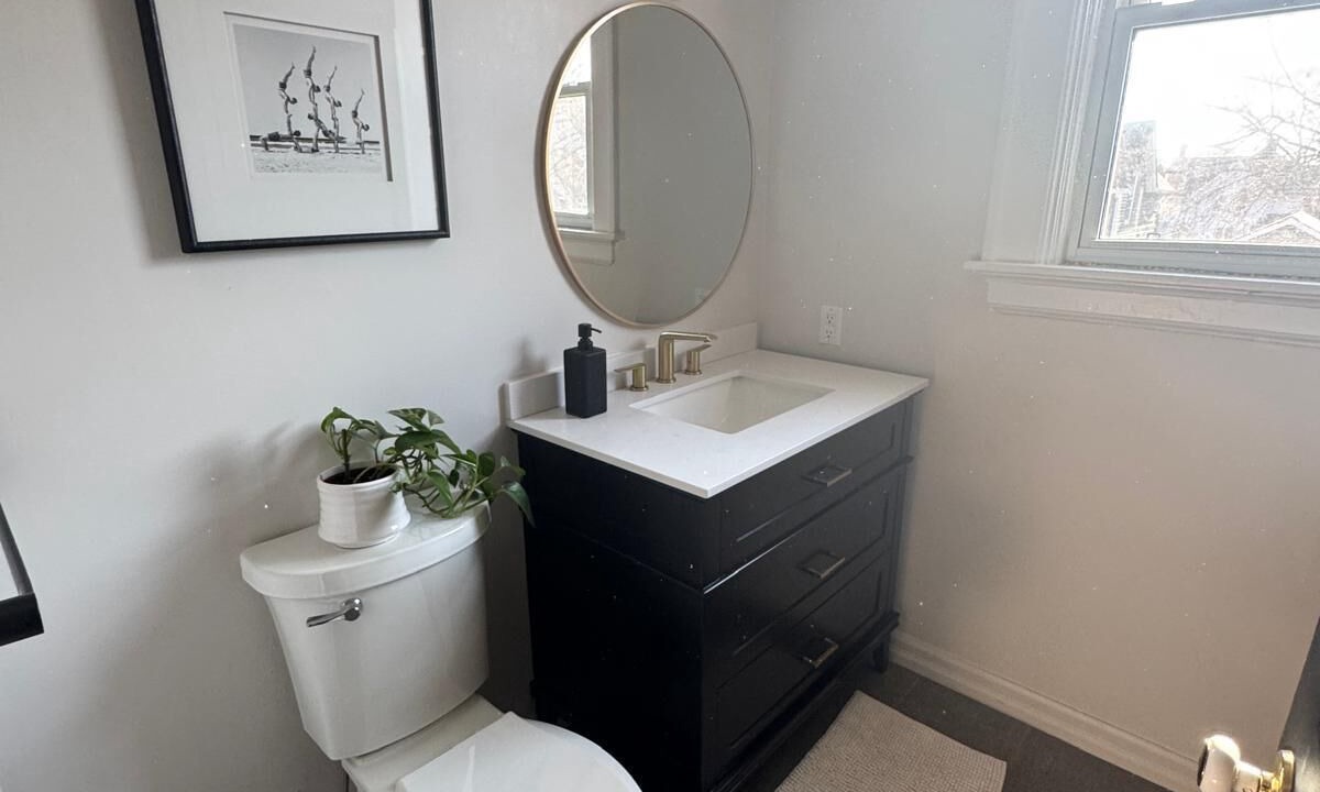 Photo of Bathroom in Sarnia