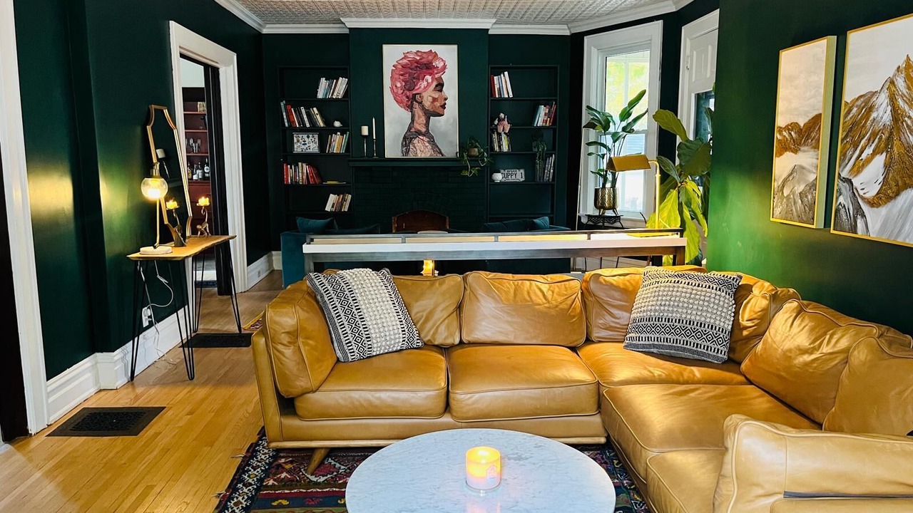 Photo of Livingroom in Sarnia