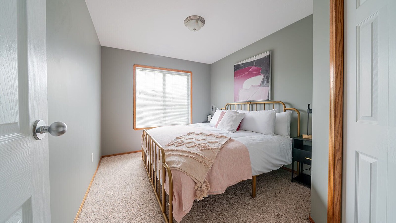 Photo of Bedroom in Red Deer