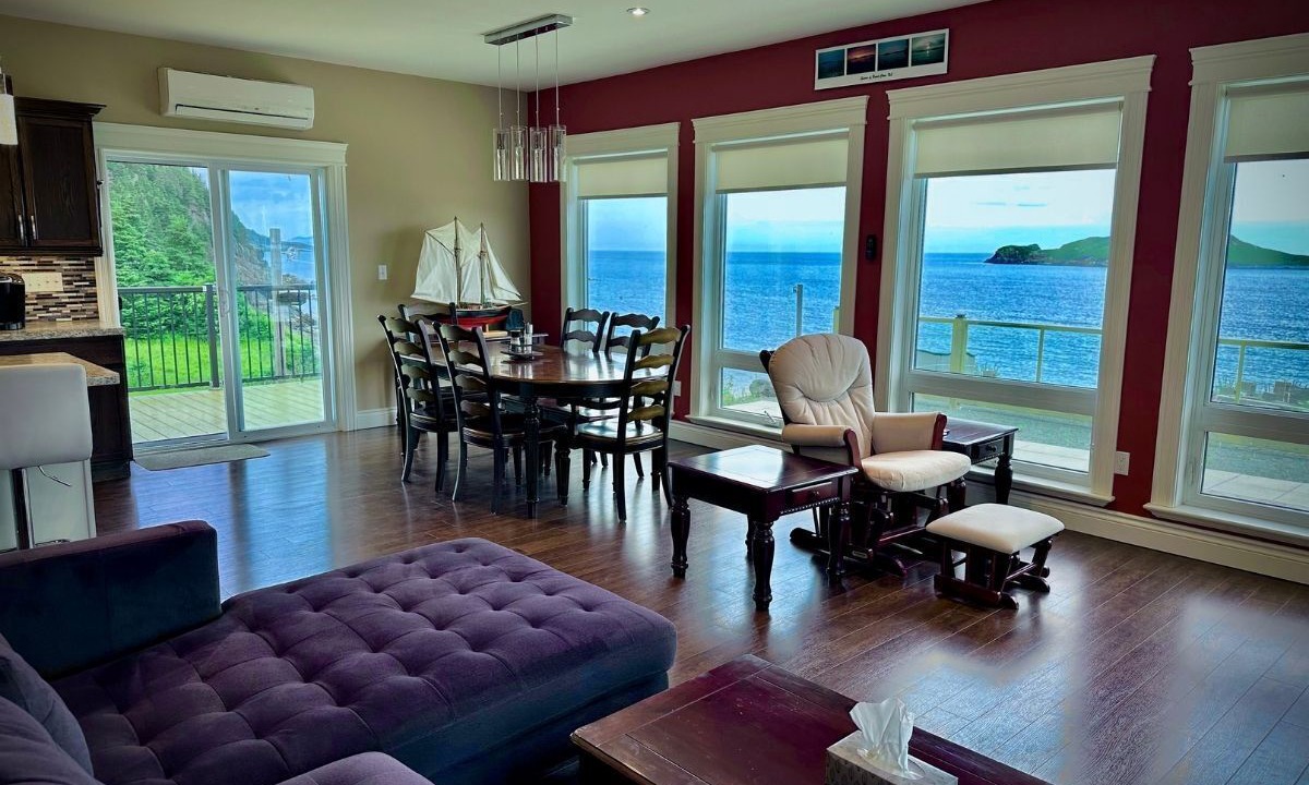 Photo of Livingroom in Burnt Cove