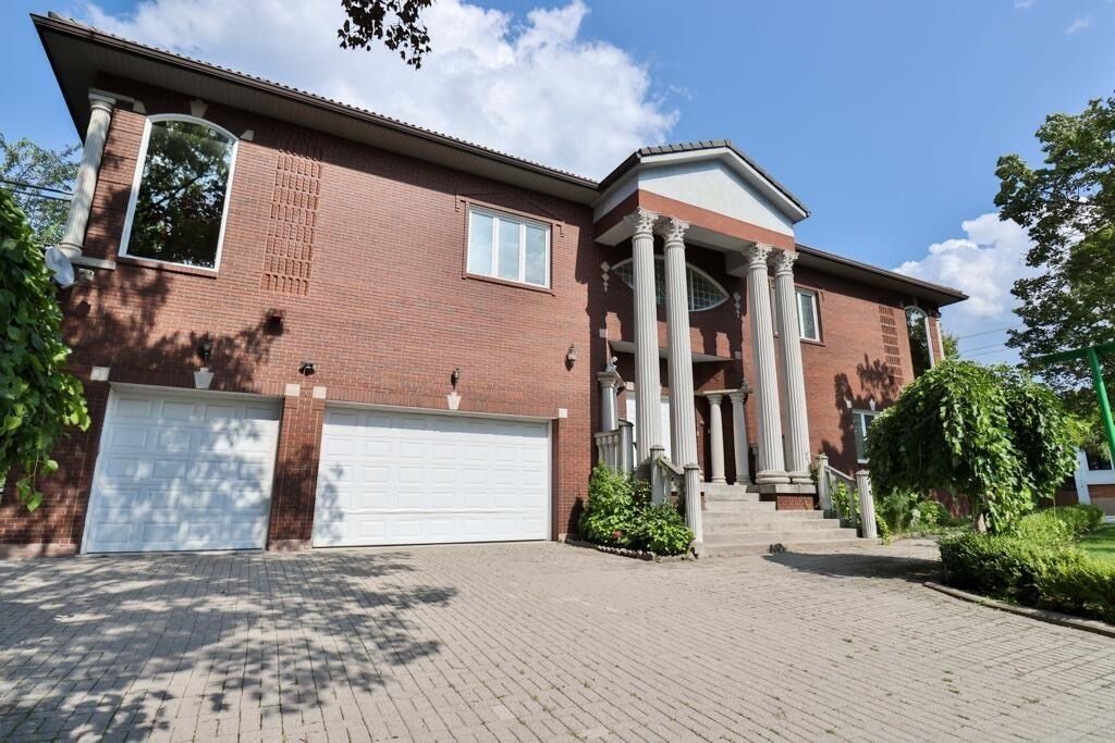 Photo of Outdoor in Newtonbrook