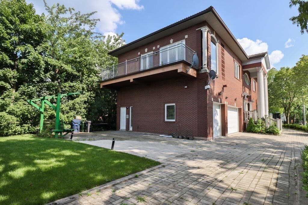 Photo of Outdoor in Newtonbrook