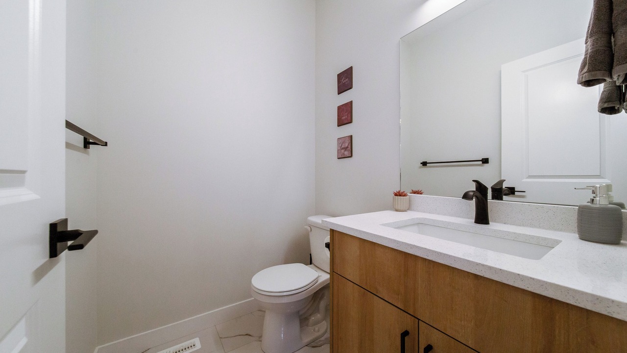 Photo of Bathroom in Jasper Place