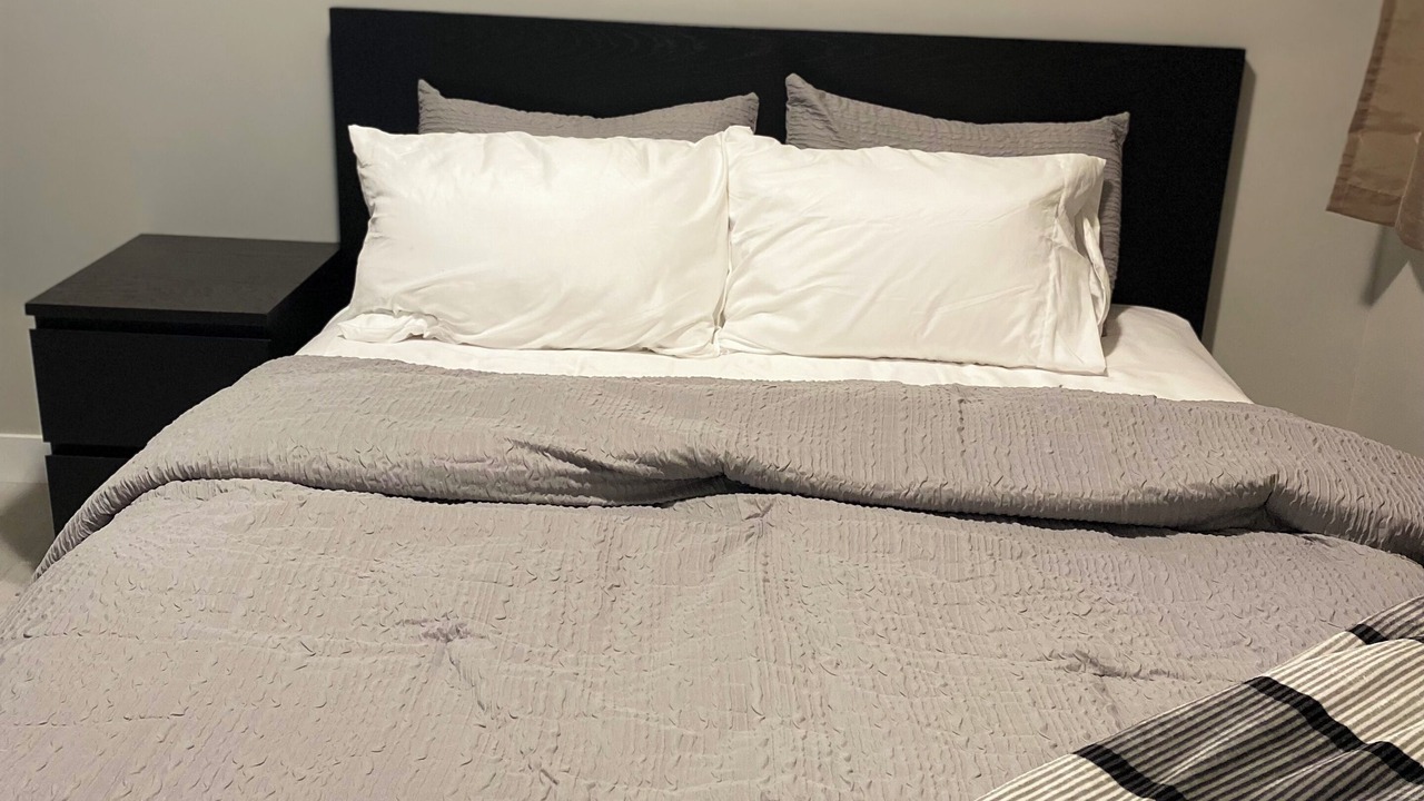 Photo of Bedroom in Evanston