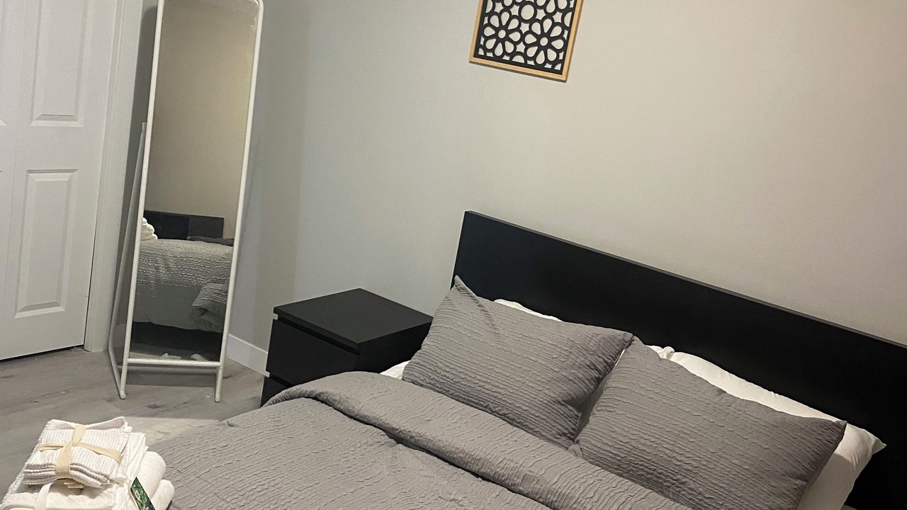 Photo of Bedroom in Evanston