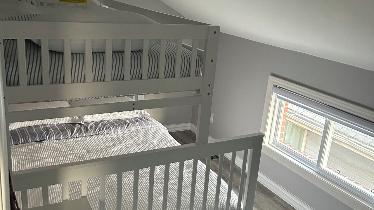 Photo of Bedroom in Crystal Beach