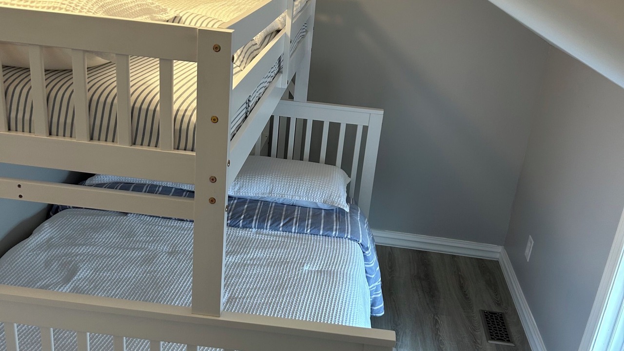 Photo of Bedroom in Crystal Beach