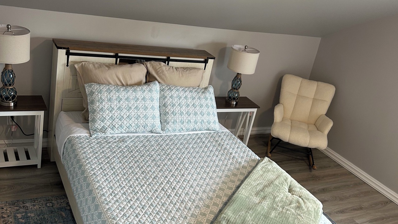 Photo of Bedroom in Crystal Beach