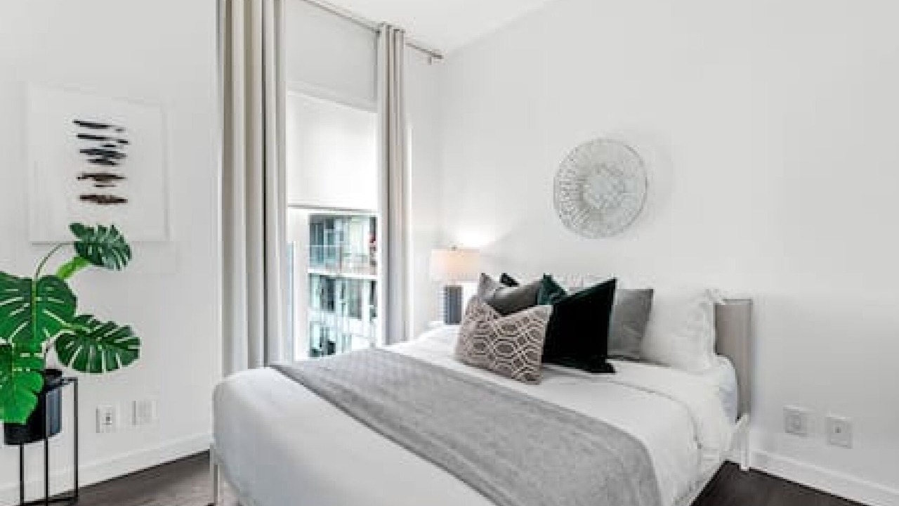 Photo of Bedroom in Downtown Eastside