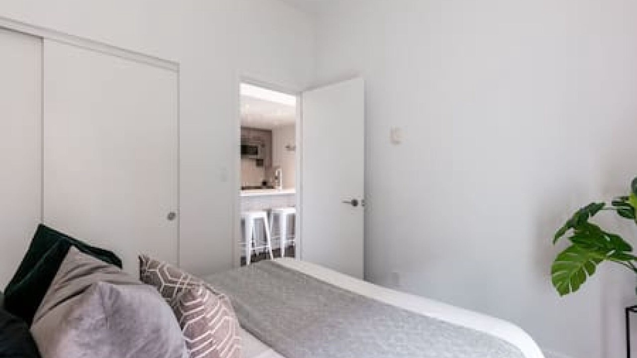 Photo of Bedroom in Downtown Eastside