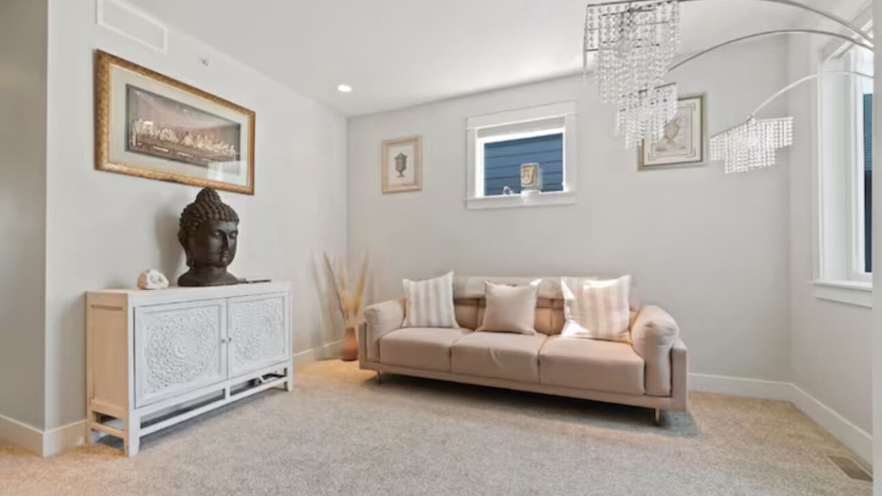 Photo of Livingroom in Central Okanagan