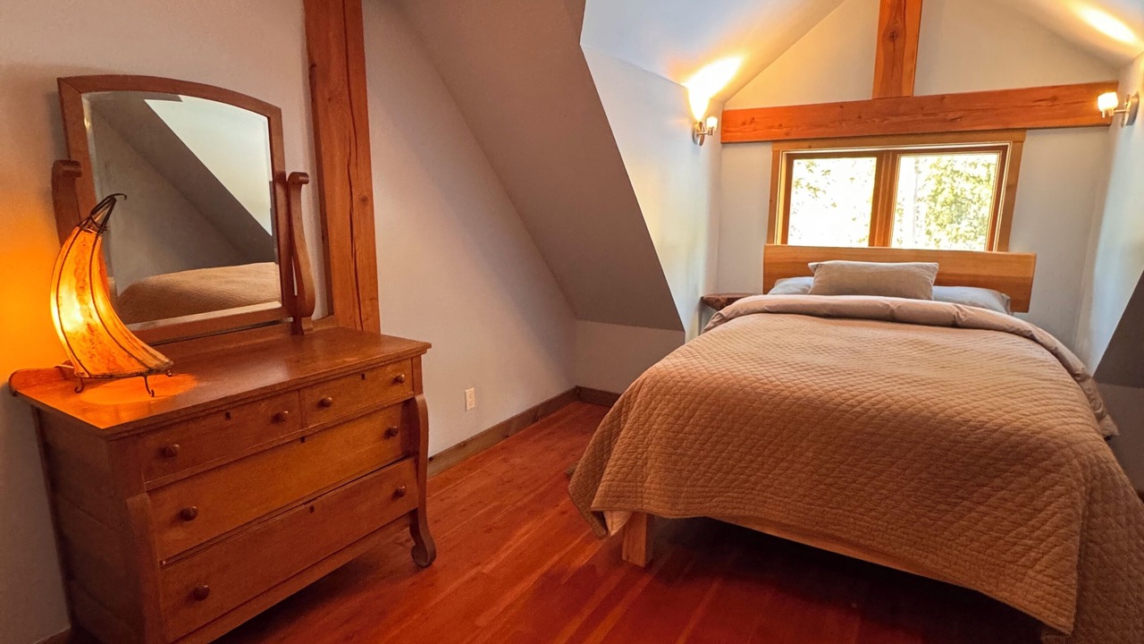 Photo of Bedroom in Revelstoke
