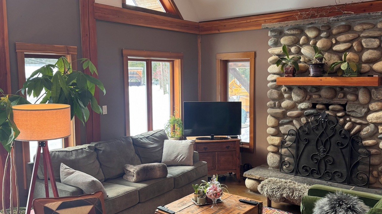 Photo of Livingroom in Revelstoke