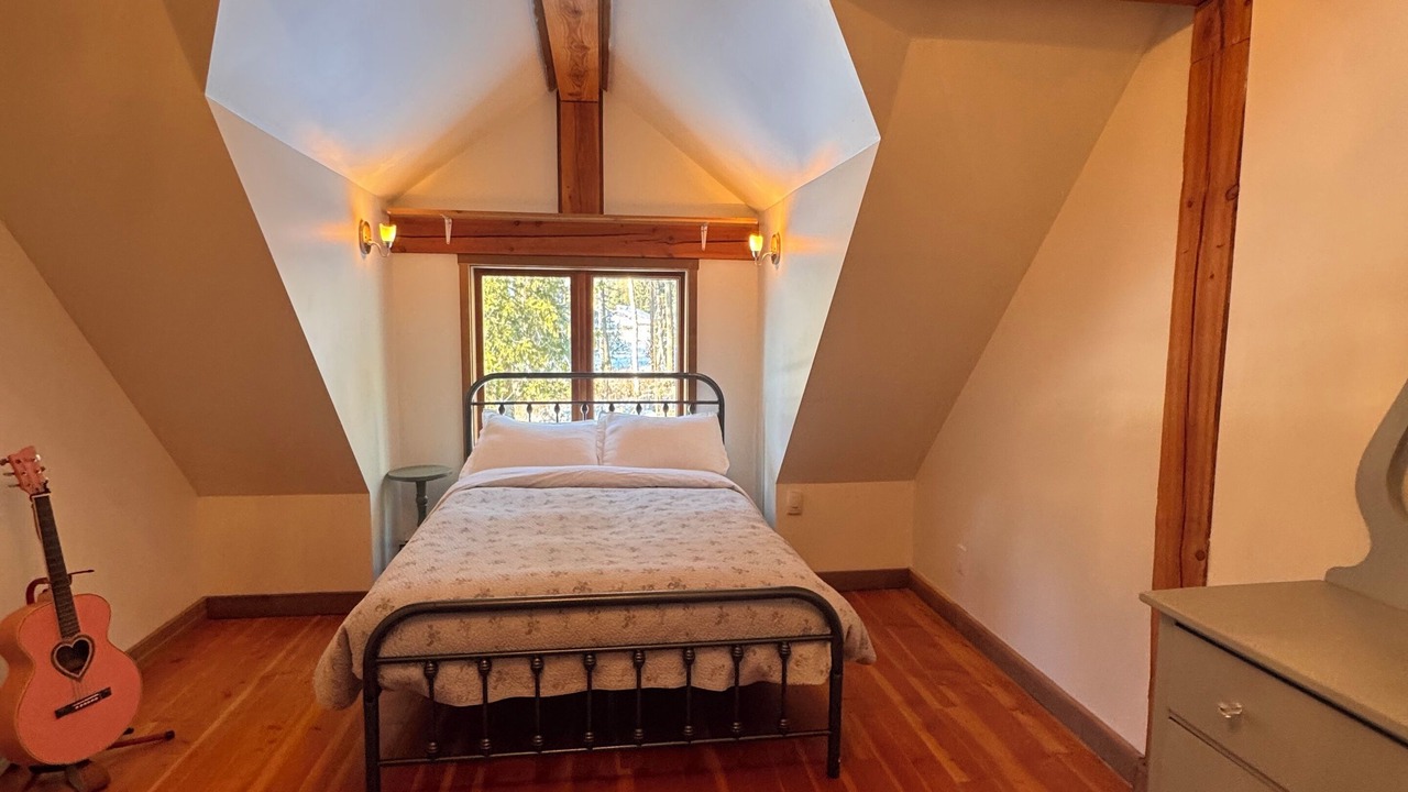 Photo of Bedroom in Revelstoke