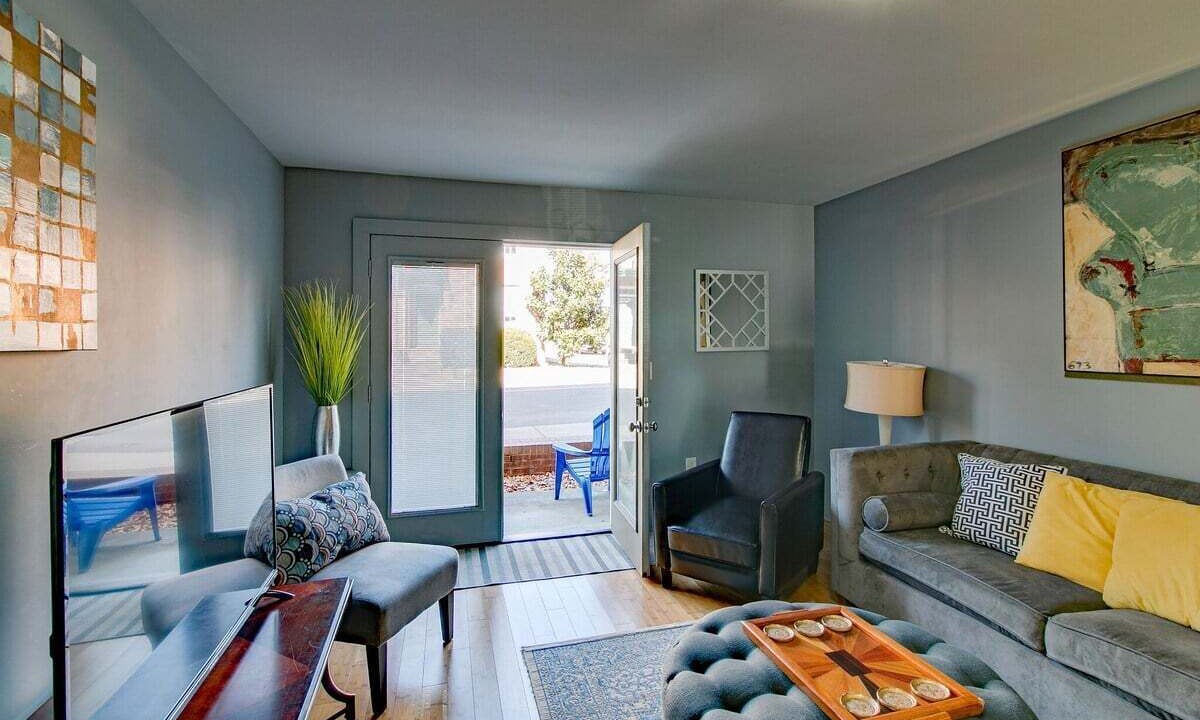 Photo of Livingroom in Fredericton
