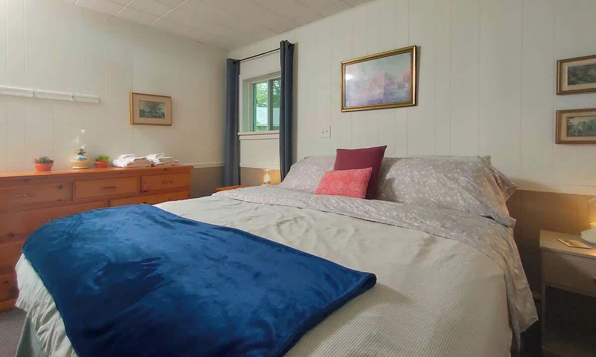 Photo of Bedroom in Tay Valley