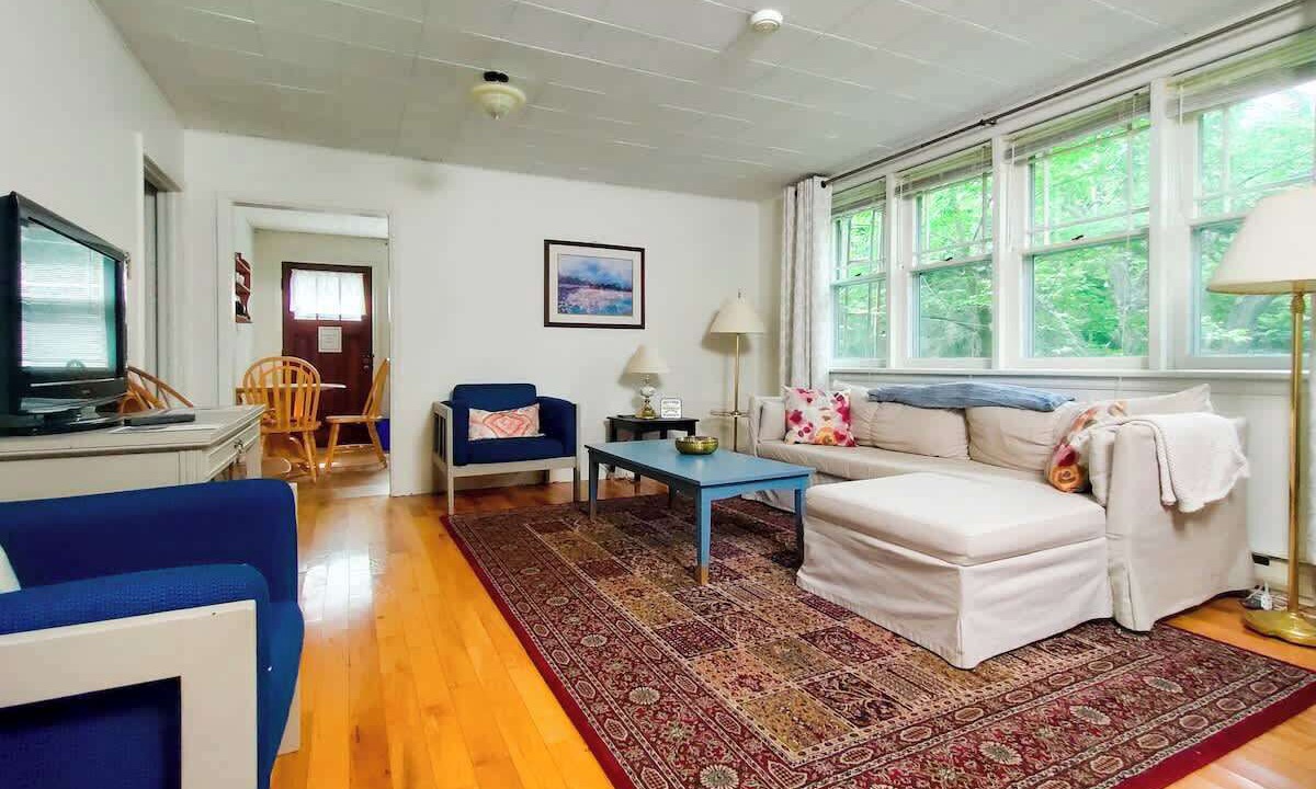 Photo of Livingroom in Tay Valley