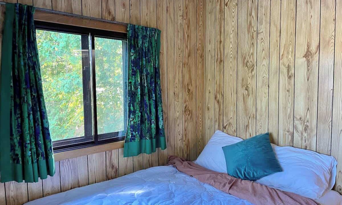 Photo of Bedroom in Rosedale