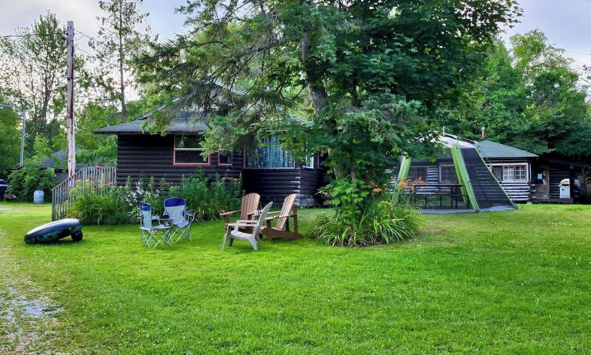 Photo of Outdoor in Rosedale