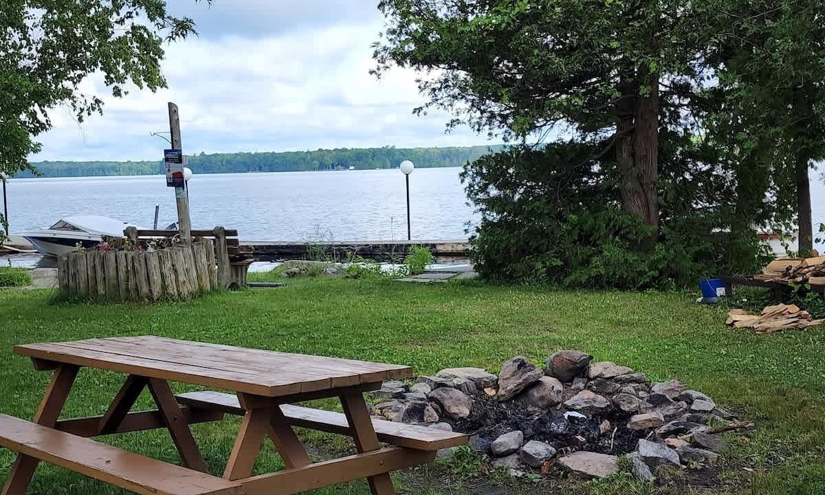 Photo of Outdoor in Rosedale