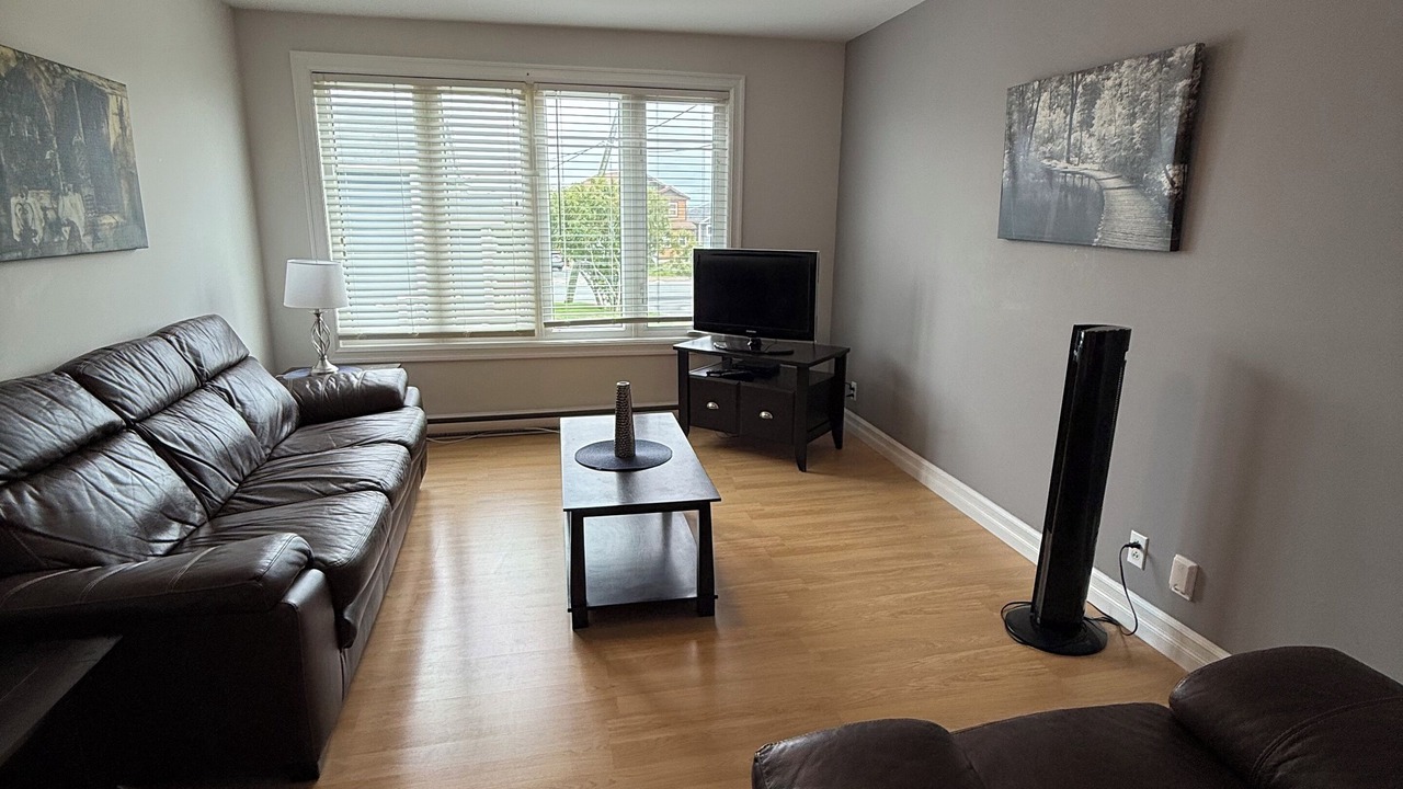 Photo of Livingroom in Terra Nova
