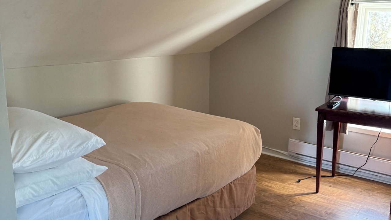 Photo of Bedroom in Terra Nova