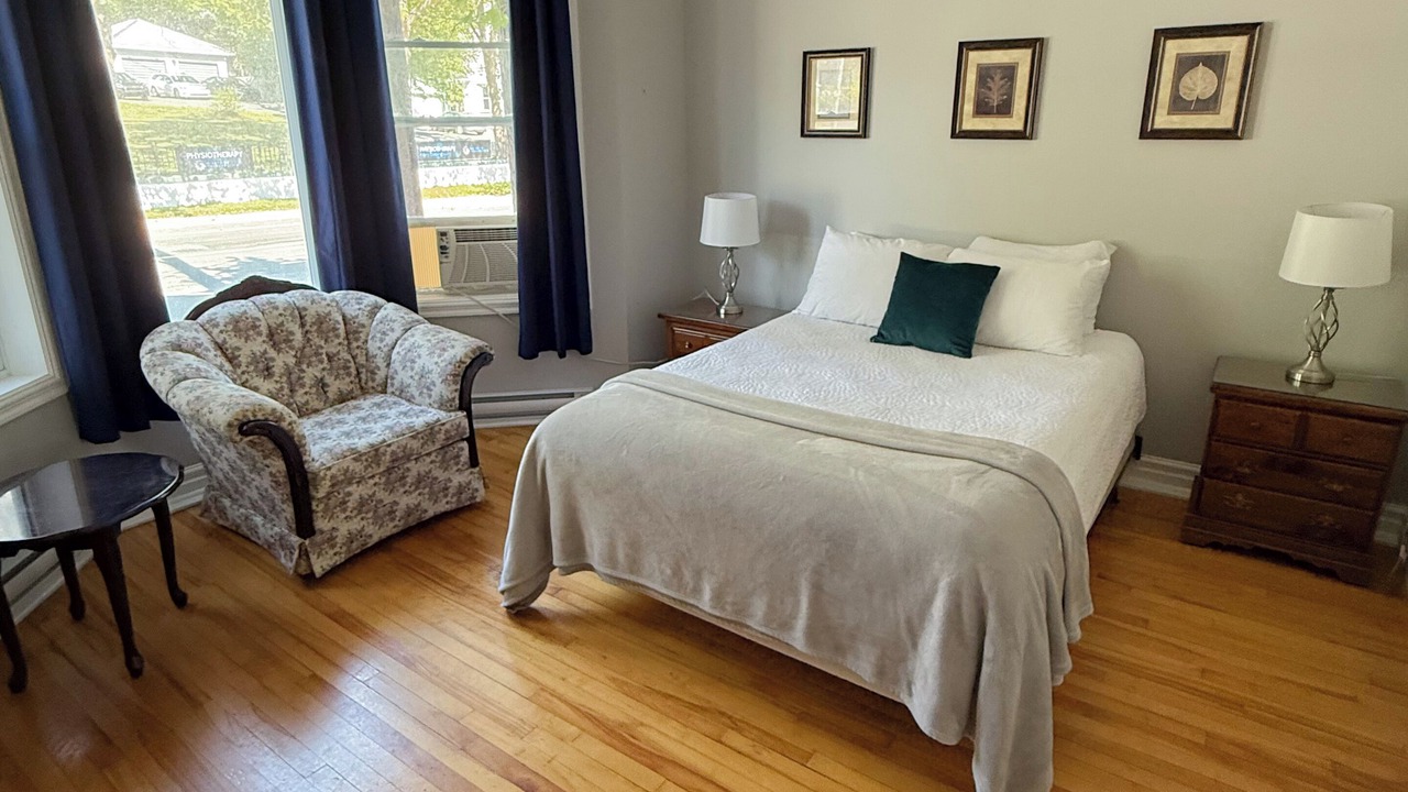 Photo of Bedroom in Waterford Valley