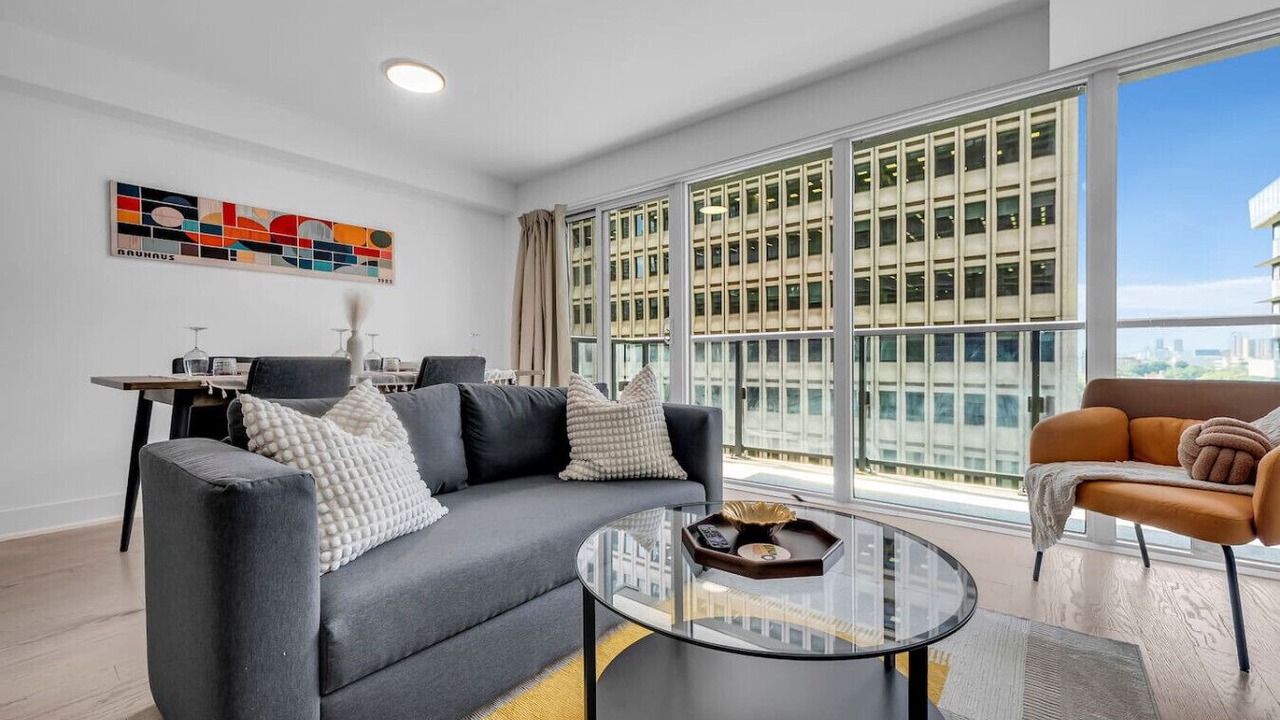 Photo of Livingroom in Bay Cloverhill