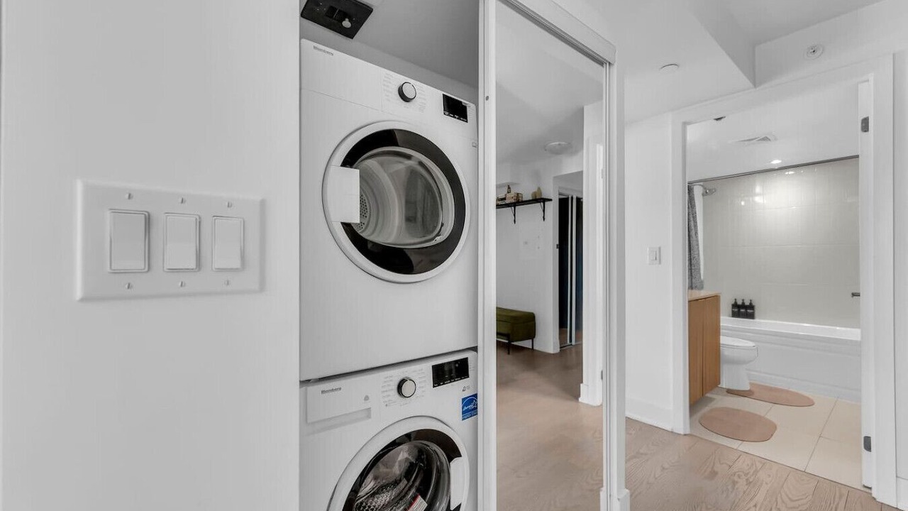 Photo of Bathroom in Bay Cloverhill
