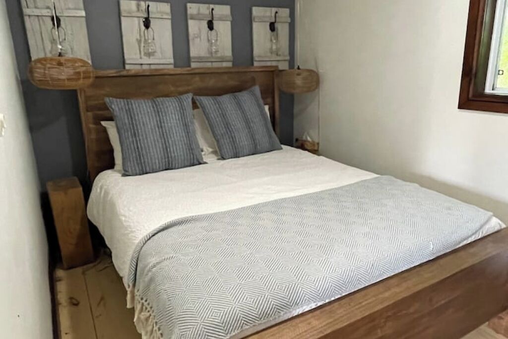 Photo of Bedroom in Utterson