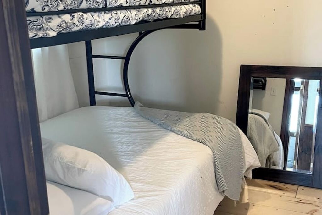 Photo of Bedroom in Utterson