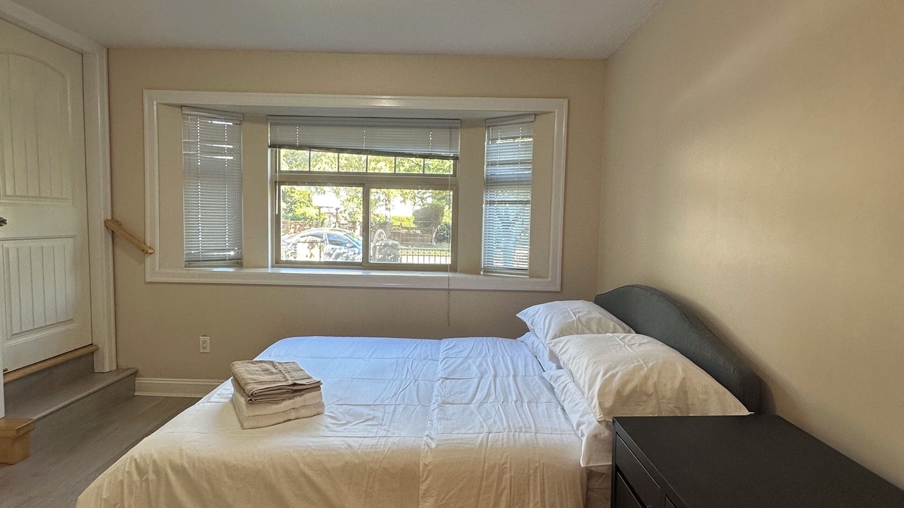 Photo of Bedroom in Marpole