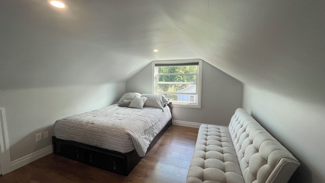 Photo of Bedroom in LaSalle