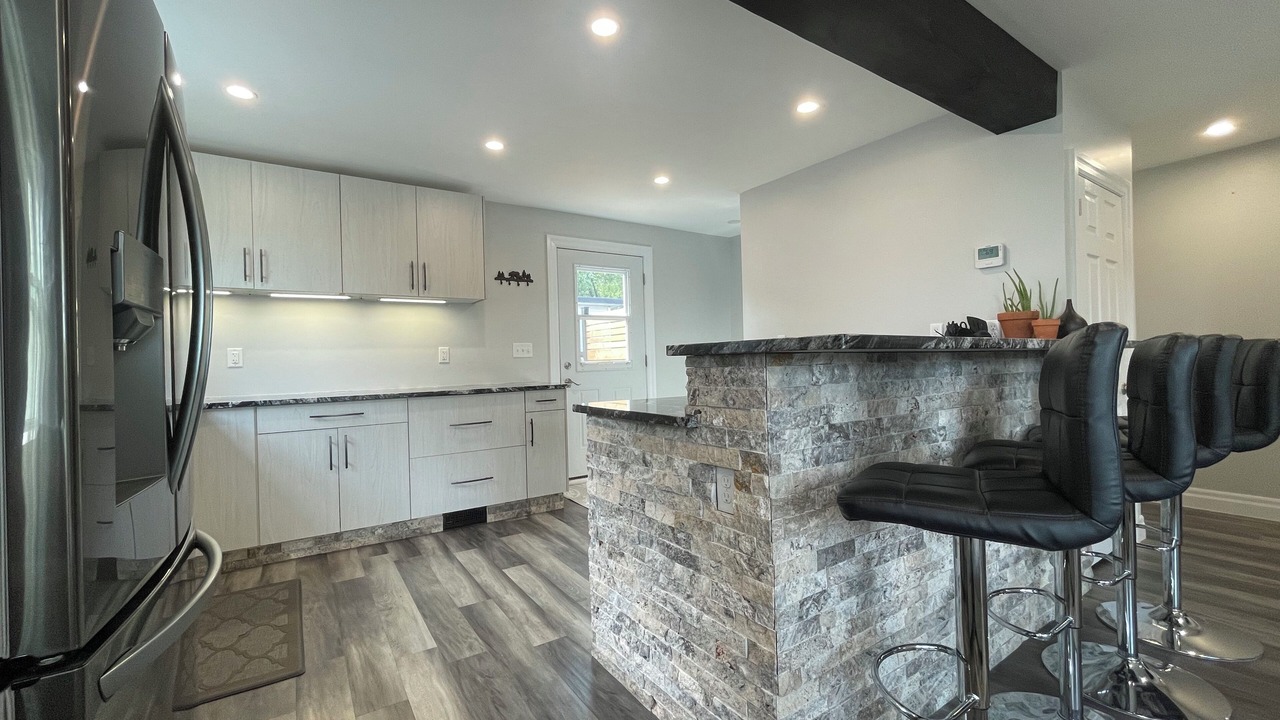 Photo of Kitchen in LaSalle