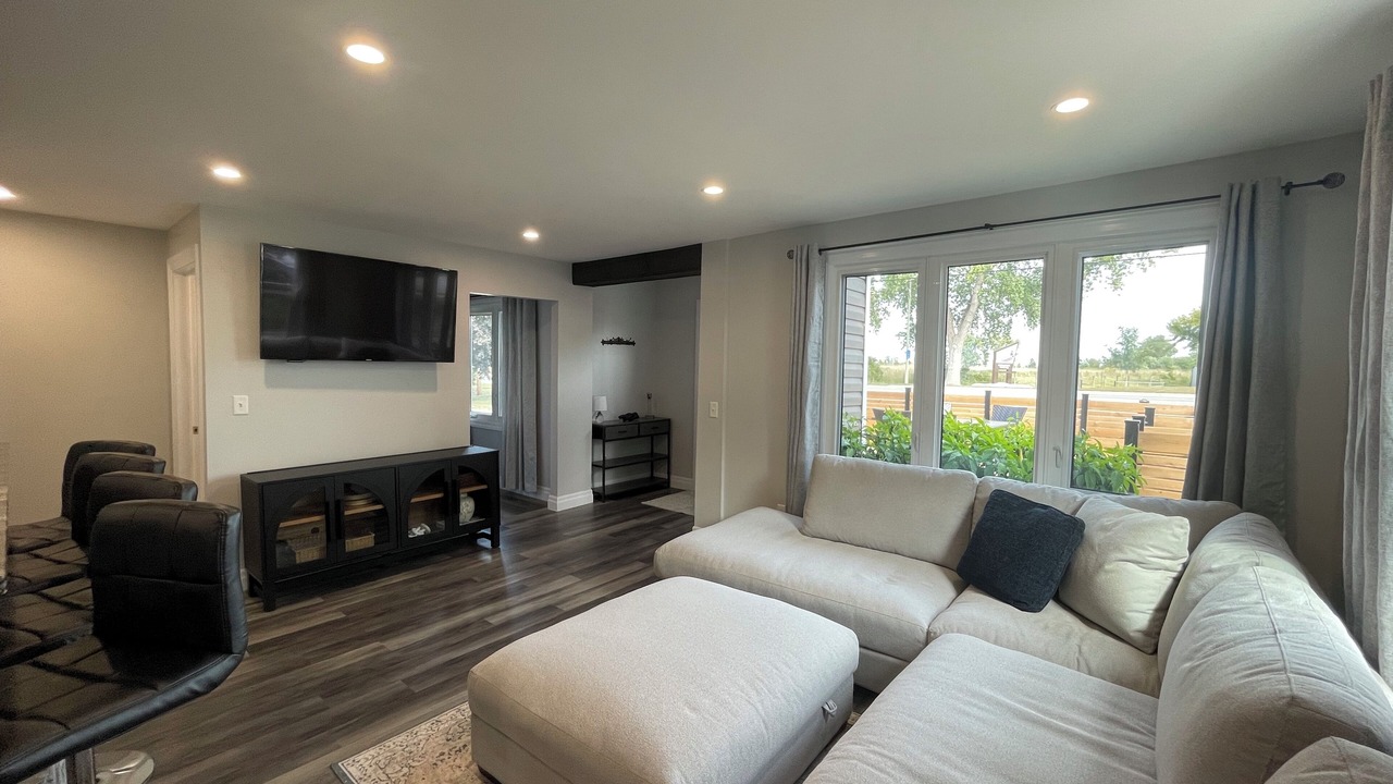 Photo of Livingroom in LaSalle